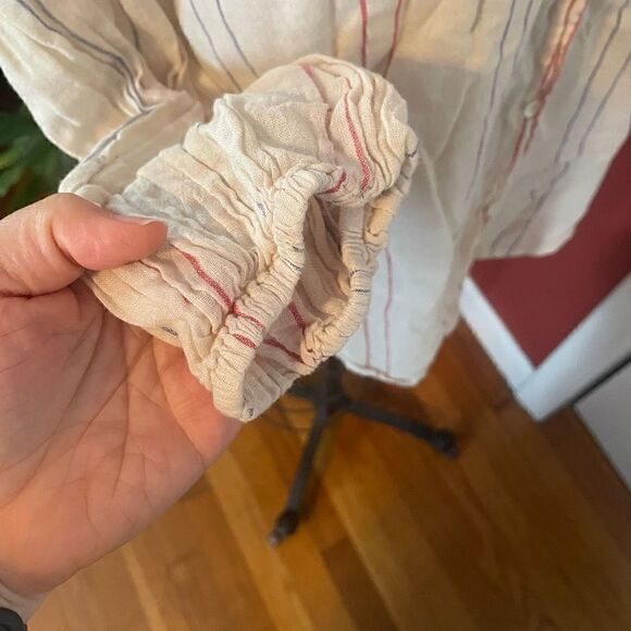 VELVET by GRAHAM & SPENCER | light weight striped casual button down L - Picture 5 of 9